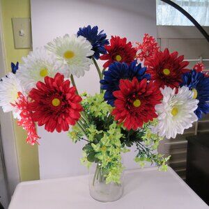 Patriotic Gerber Daisy Long Stem Red Polka Dot & other flowers 1lb+ Red Blue